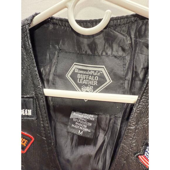 Diamond + Plate Buffalo Leather Biker Vest Medium M – Patched Motorcycle Club - Picture 5 of 10
